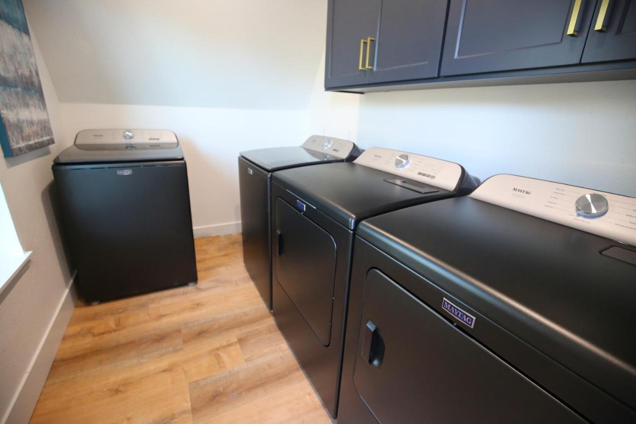 High End A-Frame - Hot Tub - Awesome Views - Yosemite - Electric Vehicle Friendly - Sleeps 10 Villa Oakhurst Eksteriør bilde