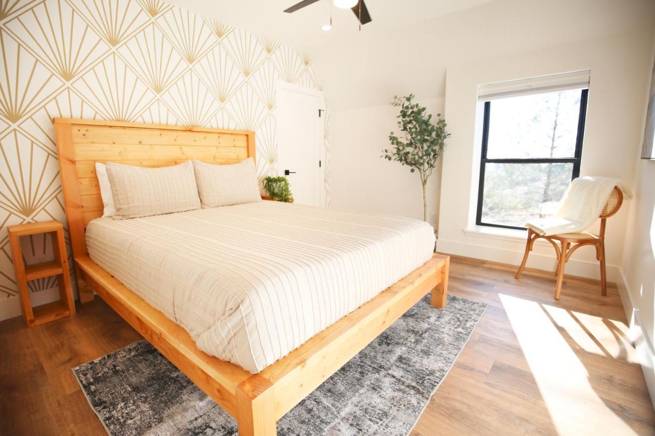 High End A-Frame - Hot Tub - Awesome Views - Yosemite - Electric Vehicle Friendly - Sleeps 10 Villa Oakhurst Eksteriør bilde